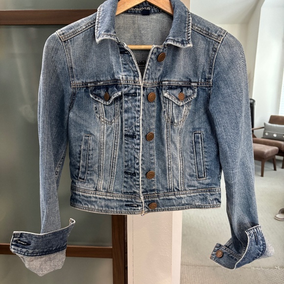 American Eagle Outfitters Classic Denim Jacket - Size XS - Picture 2 of 8